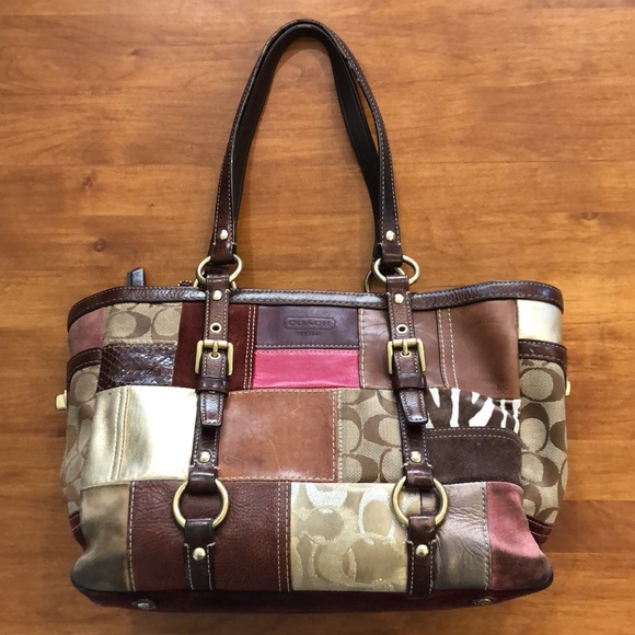 COACH TOTE HANDBAG/PURSE IN PATCHWORK GORGEOUS COLORS BOX & DUST BAG LUXURY🤎 - Picture 2 of 16
